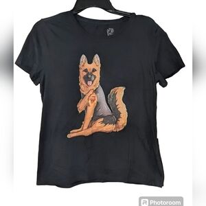Dog "Mom" German Shepherd Black T-Shirt Women's Medium